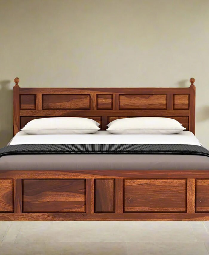 WOODEN KING SIZE BED